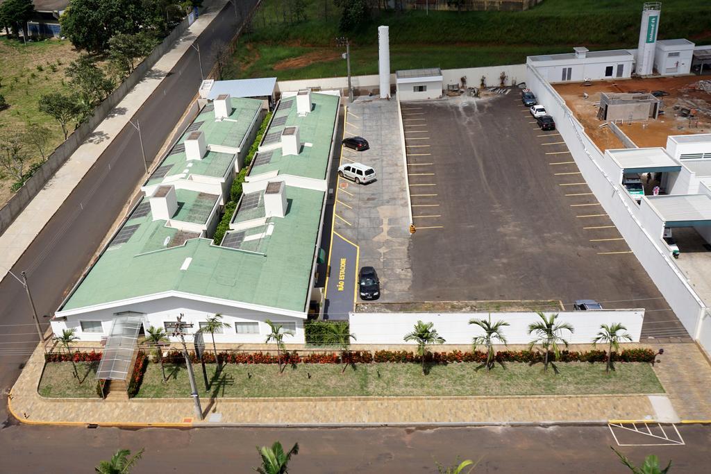 Candeias Hotel Batatais Exterior photo